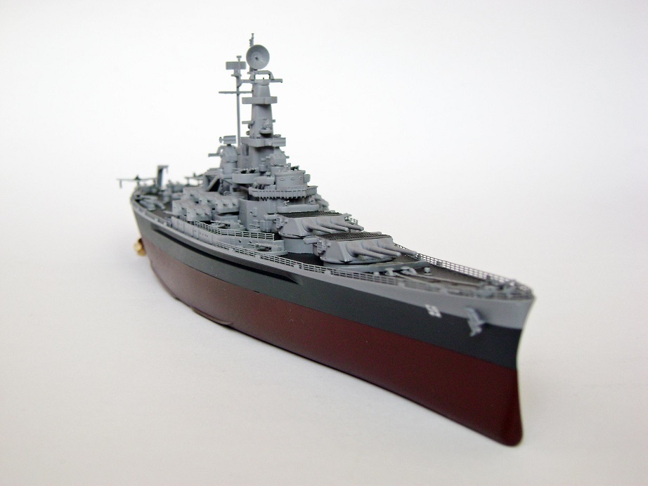 GOTOWY MODEL - USS Massachusetts (BB-59) 1:700