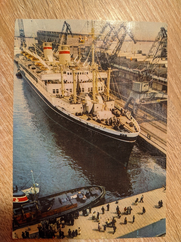 Pocztówka MS Batory - port w Gdyni 1969 r.