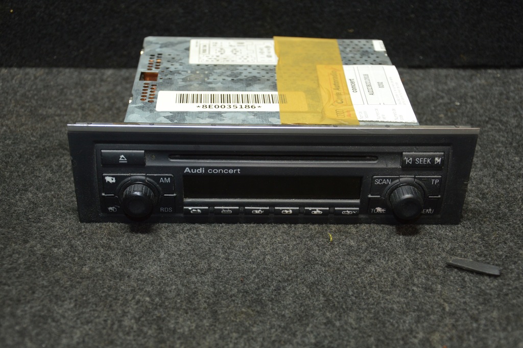 Audi A4 B6 Radio CONCERT 8E0035186 KOD DO RADIA 11456190789 oficjalne archiwum Allegro