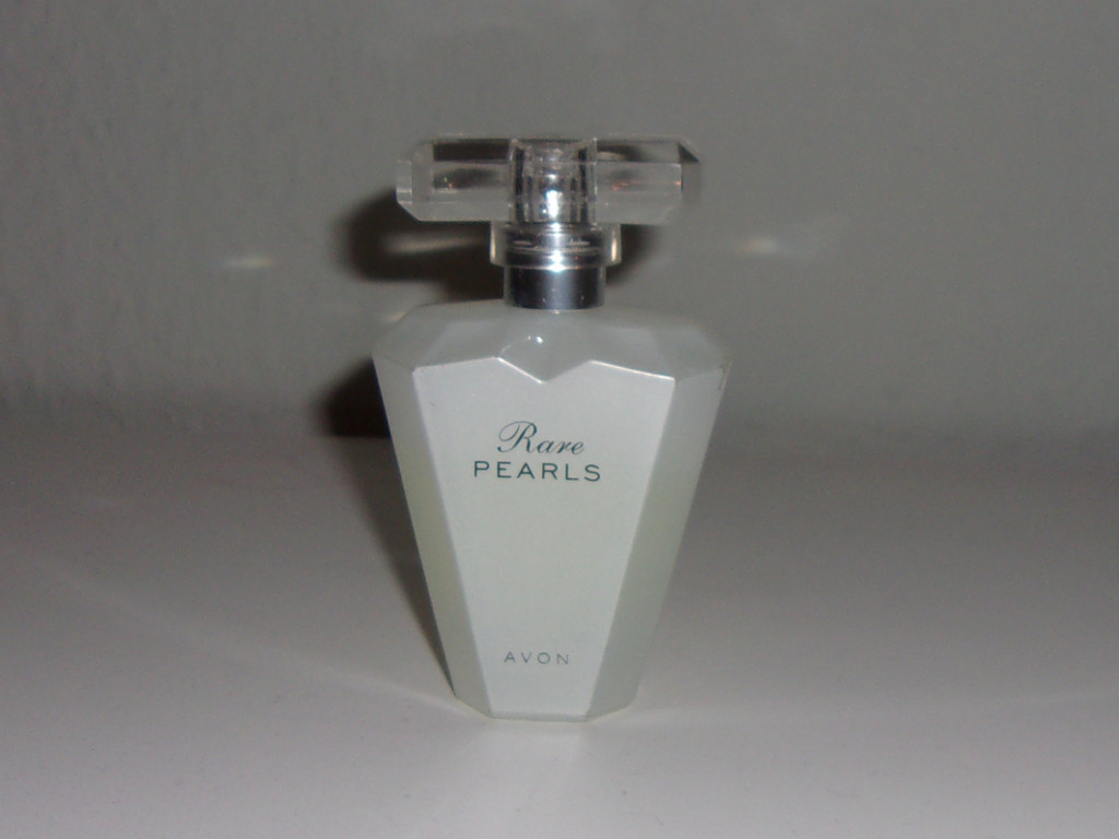 Avon RARE PEARLS woda perfumowana częściowo zużyta