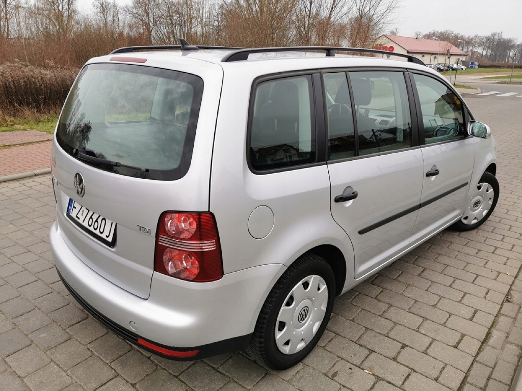 Volkswagen Touran LIFT 2007r 1,9 tdi 6 biegów zami