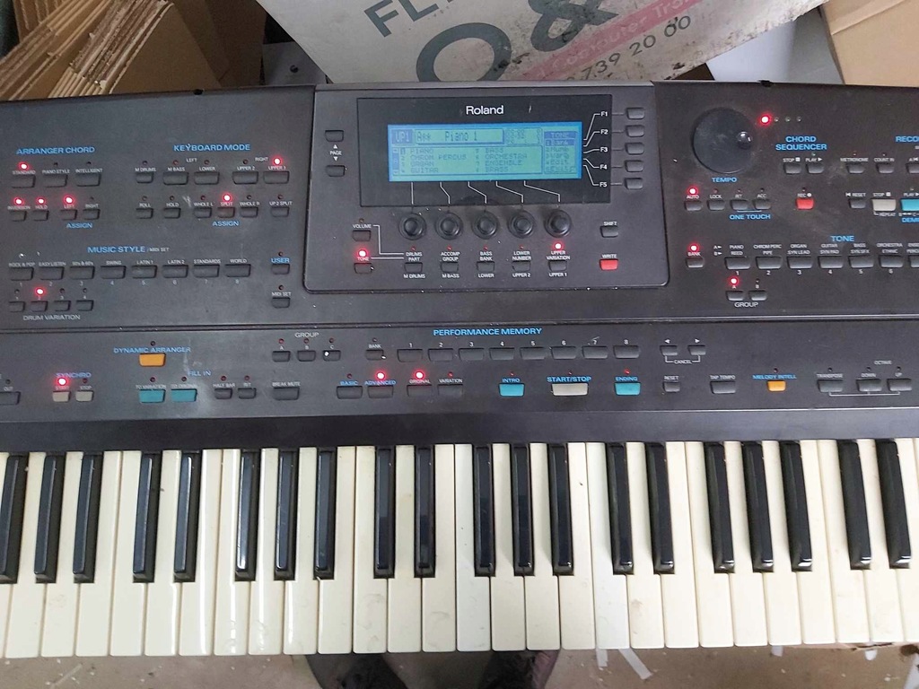 Keyboard Roland E-96