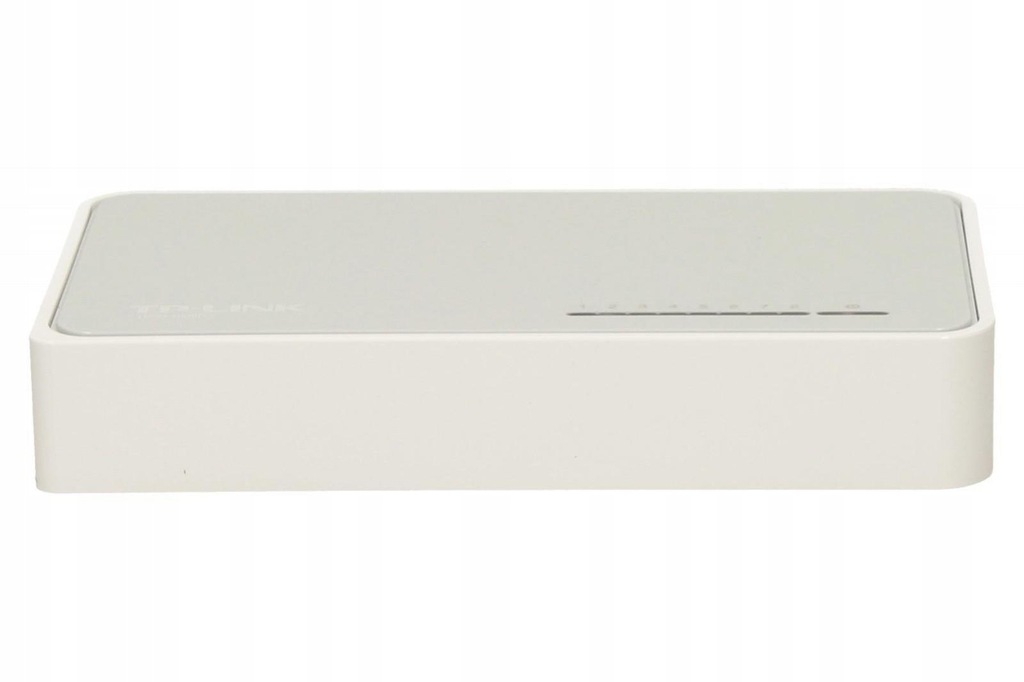 SF1008D switch L2 8x10/100 Desktop