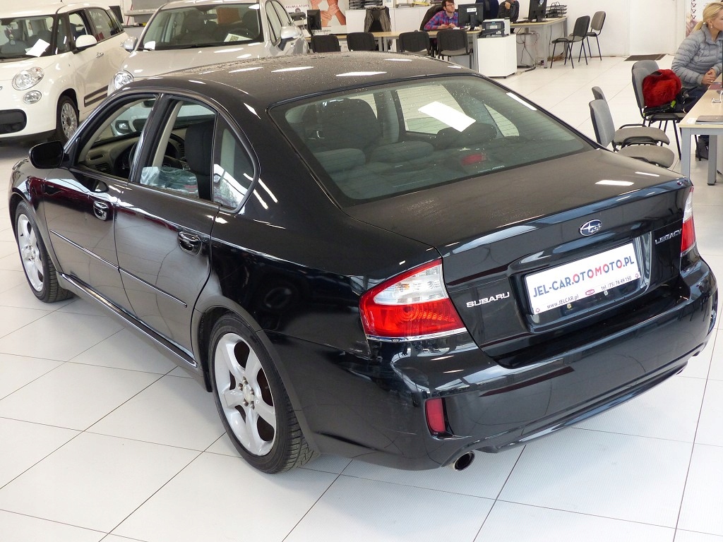 Купить Subaru Legacy 2.5 Boxer 173 л.с. Люк на крыше AWD 4x4: отзывы, фото, характеристики в интерне-магазине Aredi.ru