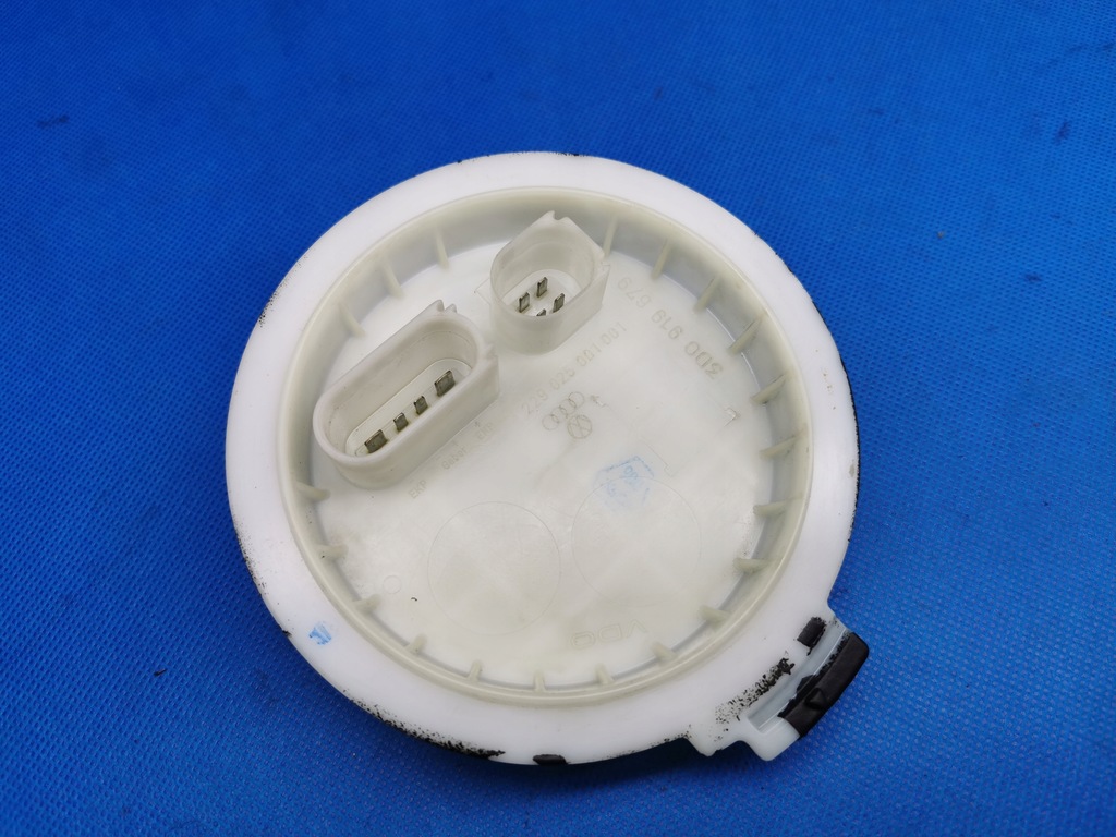 AUDI A8 D3 4.0 TDI DEKIEL POMPY PALIWA 3D0919679