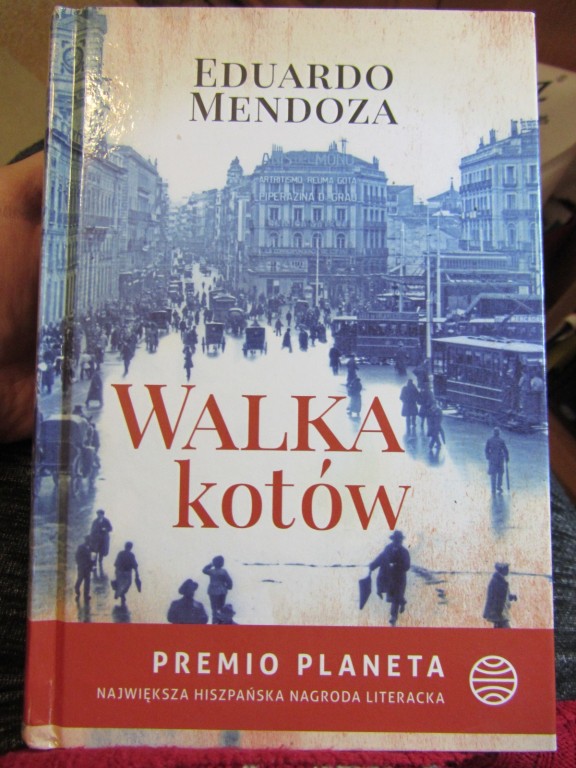 ♥♫♥ Eduardo Mendoza, Walka kotów ♥ ♫♥