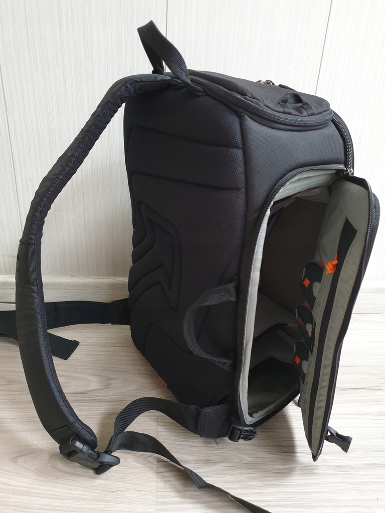 plecak fotograficzny LOWEPRO CLASSIFIED SLING 220 AW