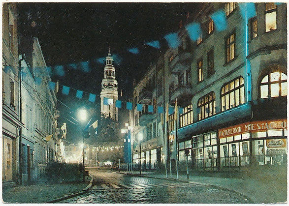 Zielona Góra nocą ulica Żeromskiego