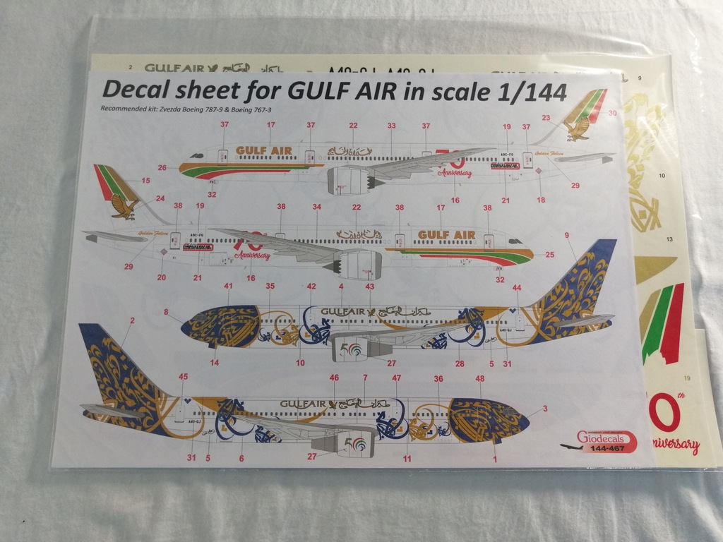 Kalkomania Gulf Air Boeing 787 skala 1/144