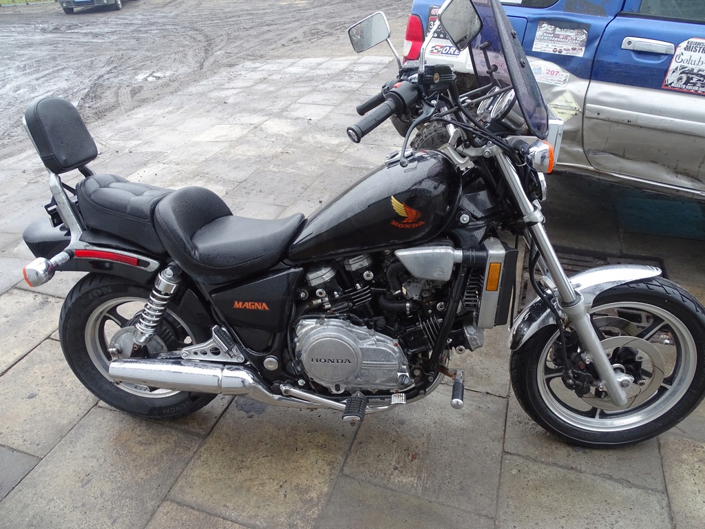 Honda Magna VF 700/750 Silnik Super Stan!