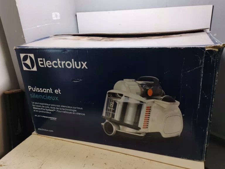 ODKURZACZ ELECTROLUX SL241H /PUD