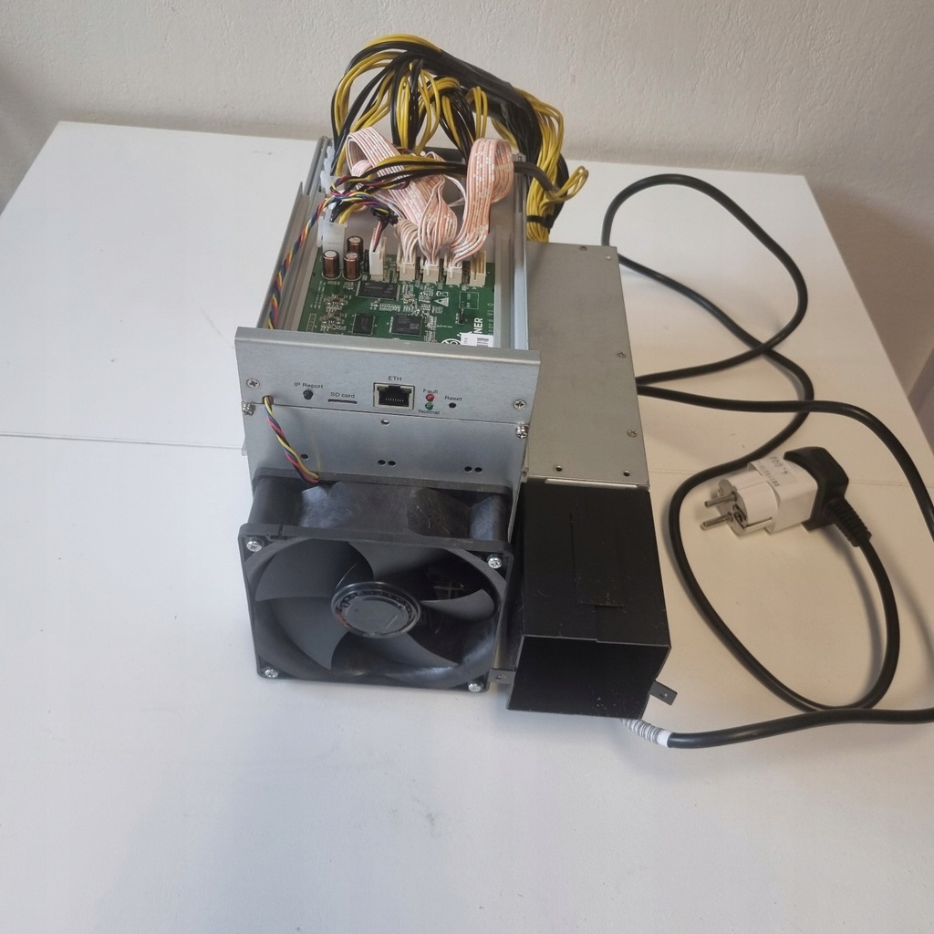 koparka kryptowalut BITMAIN AntMiner S9 + zasilacz