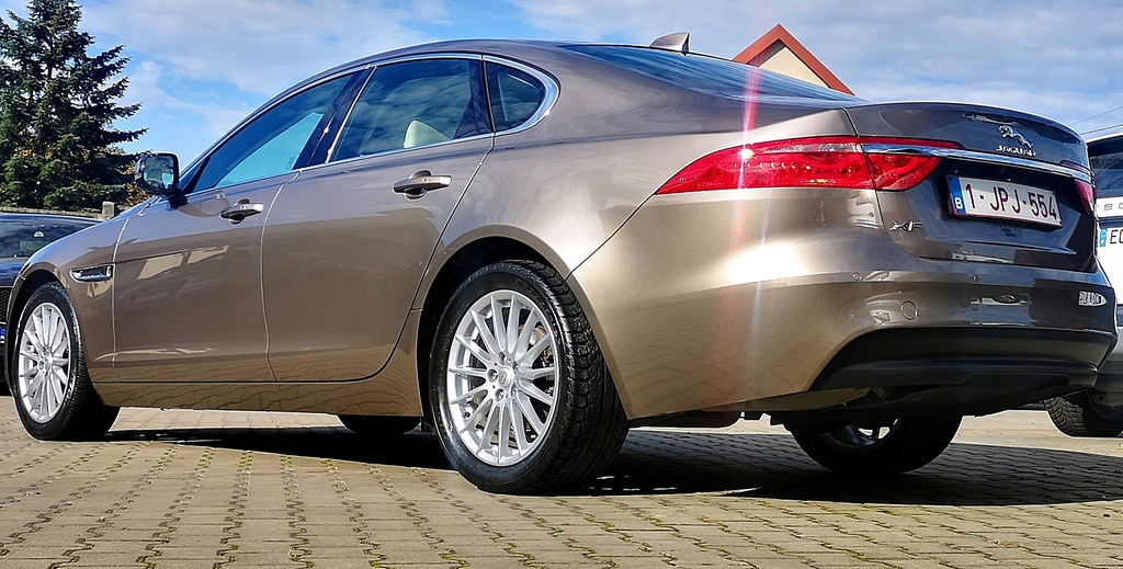 Jaguar XF Portfolio Virtual*Meridian*Navi Pro*DVD 8542557421