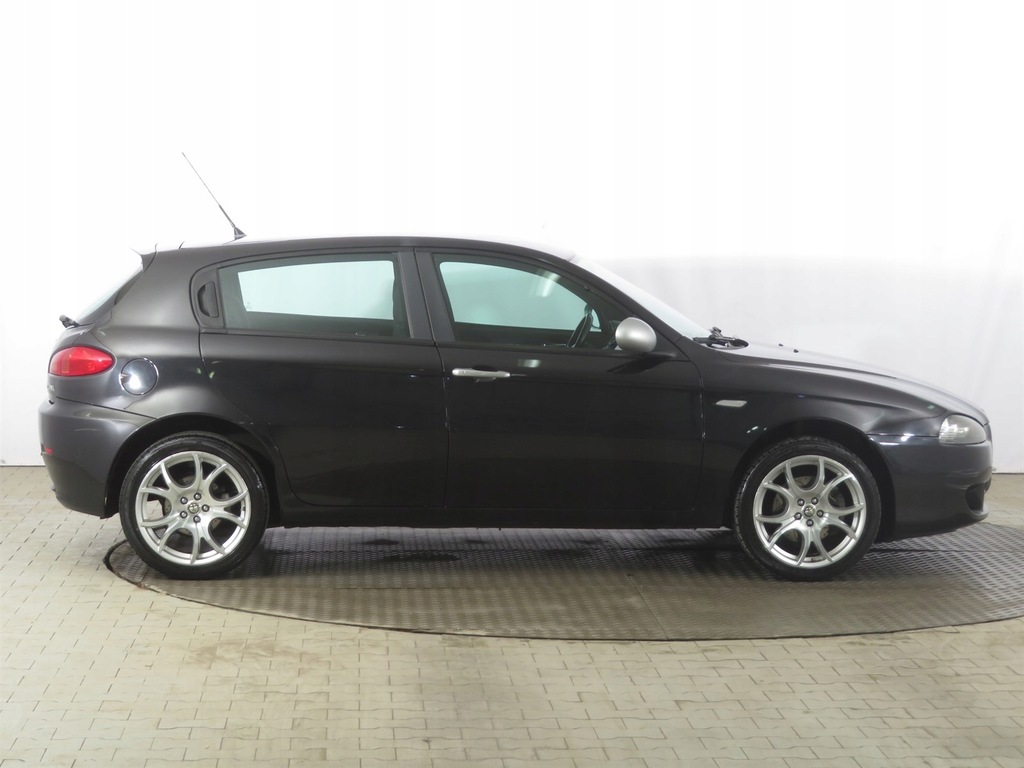 Купить Alfa Romeo 147 1.6 16V T.SPARK ECO, ГАЗ, Кондиционер: отзывы, фото, характеристики в интерне-магазине Aredi.ru