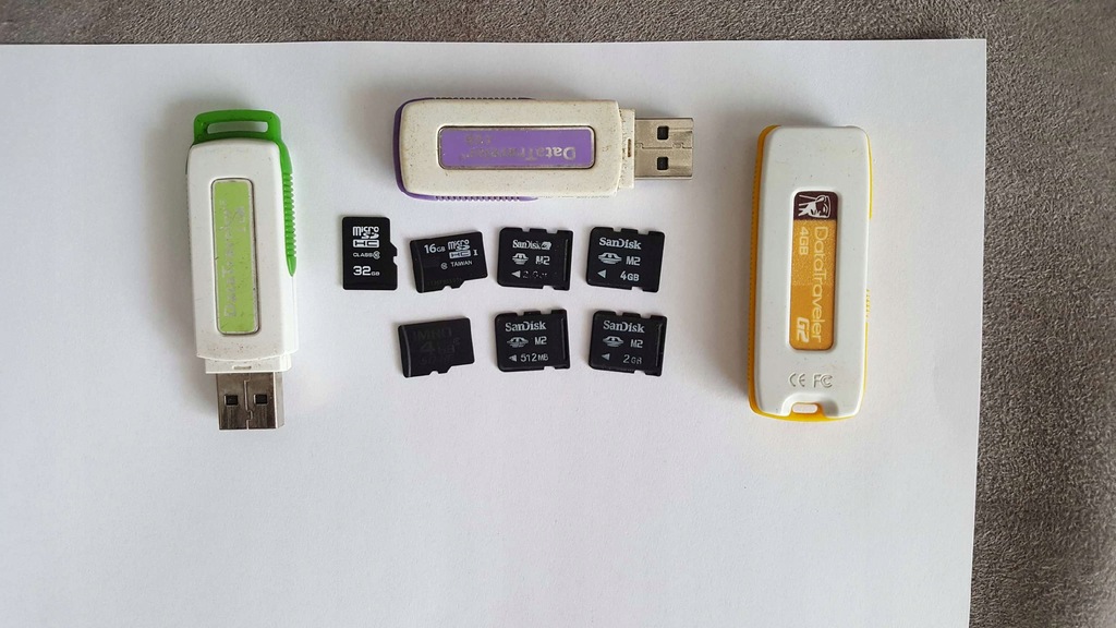 Karta pamięci i pendrive zestaw 10 szt. (A)