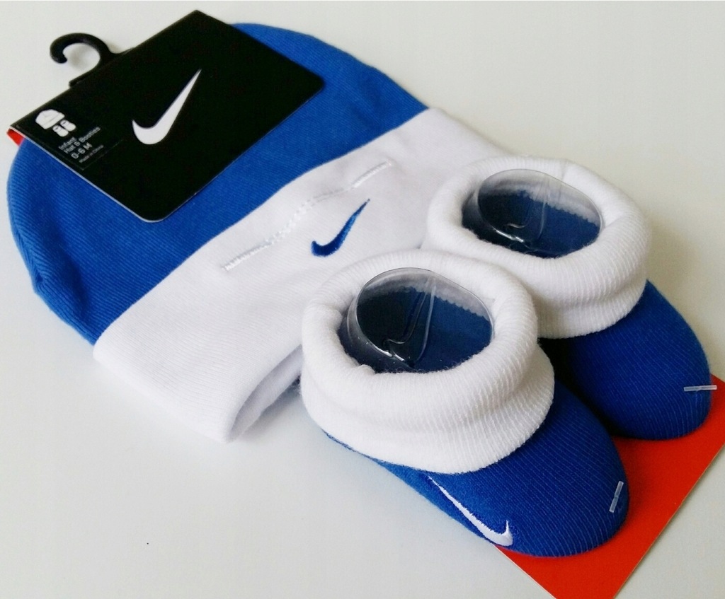 NIKE komplet zestaw czapka skarpetki 0-6 mcy