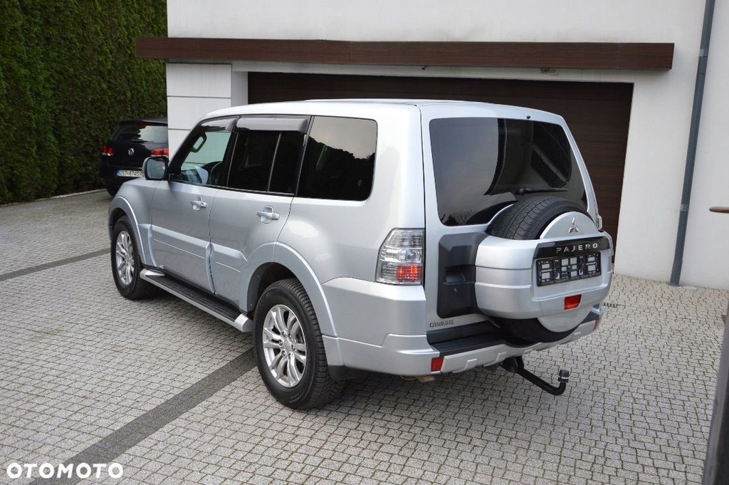 Купить MITSUBISHI PAJERO IV 3.2 DI-D 4WD 1: отзывы, фото, характеристики в интерне-магазине Aredi.ru