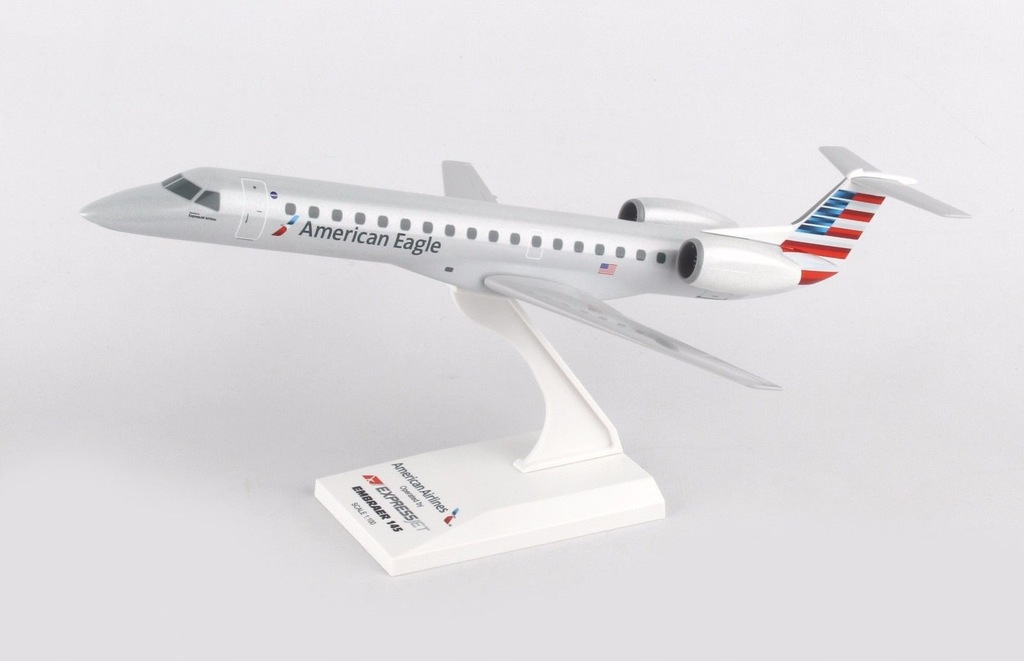 Купить Модель самолета Embraer 145 American Eagle 1:100: отзывы, фото, характеристики в интерне-магазине Aredi.ru