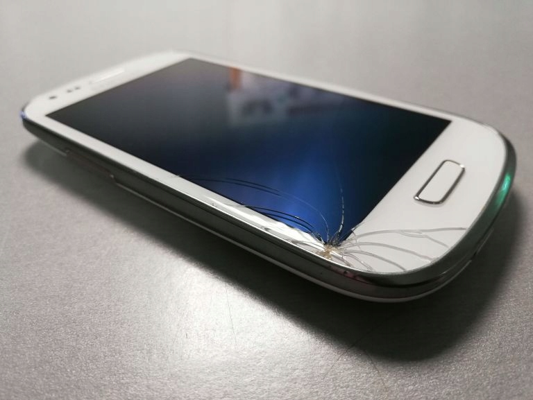 SAMSUNG GALAXY S III MINI
