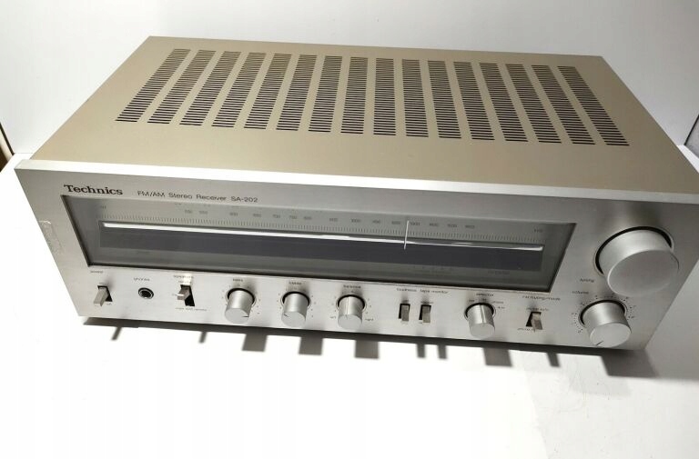 AMPLITUNER TECHNICS SA-202