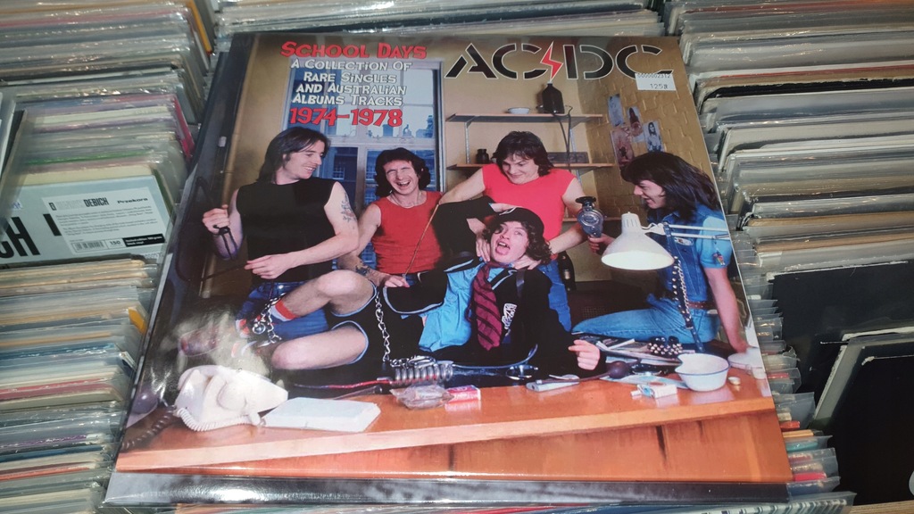 AC/DC SCHOOL DAYS RARE SINGLES AND AUSTRALIAN ALBUM TRACKS 1974-1978 LP ...