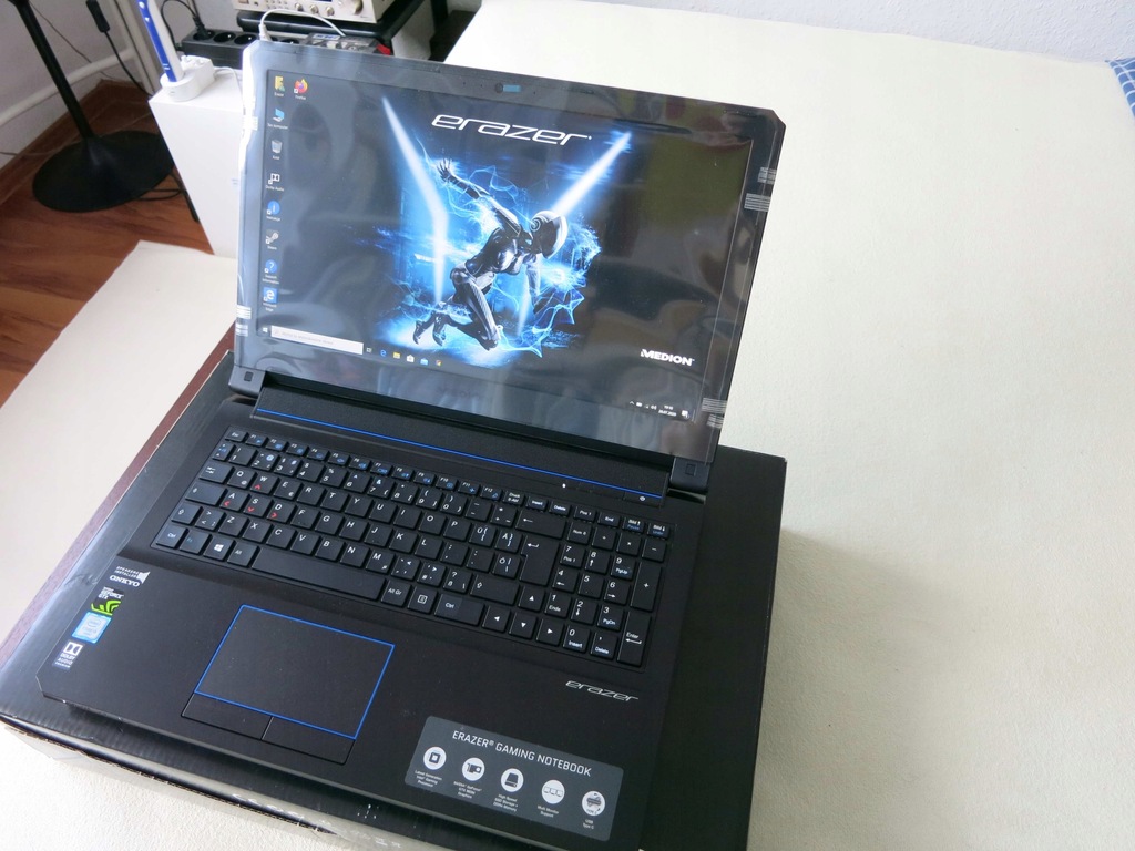 Laptop dla graczy ERAZER X6601-MD60244 -i5 ssd, BT