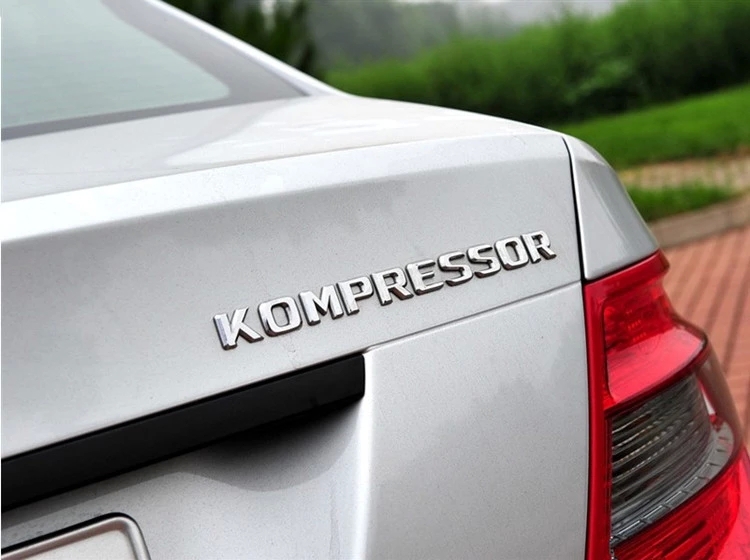 Znaczek Emblemat KOMPRESSOR Klejony MERCEDES AMG