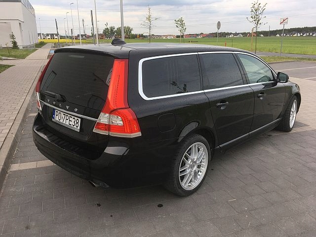 VOLVO V70 2.0T 245KM 9267780477 oficjalne archiwum Allegro