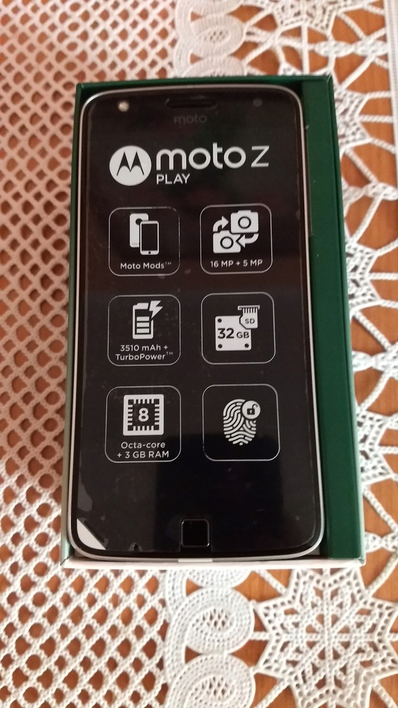 Nowy powystawowy telefon Motorola Z Play