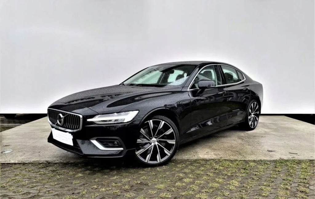 Volvo S60 B5 2.0 (250 KM) RDesign sedan 12226117048 oficjalne archiwum Allegro