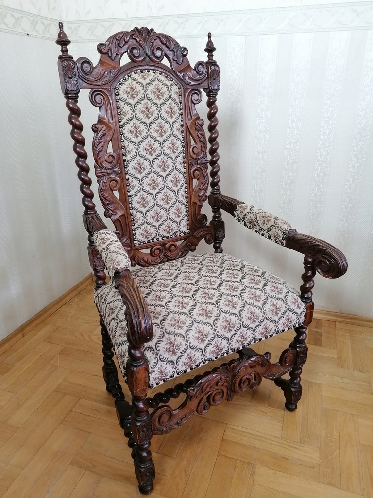 Stary rzeźbiony neorenesansowy fotel tron 1094