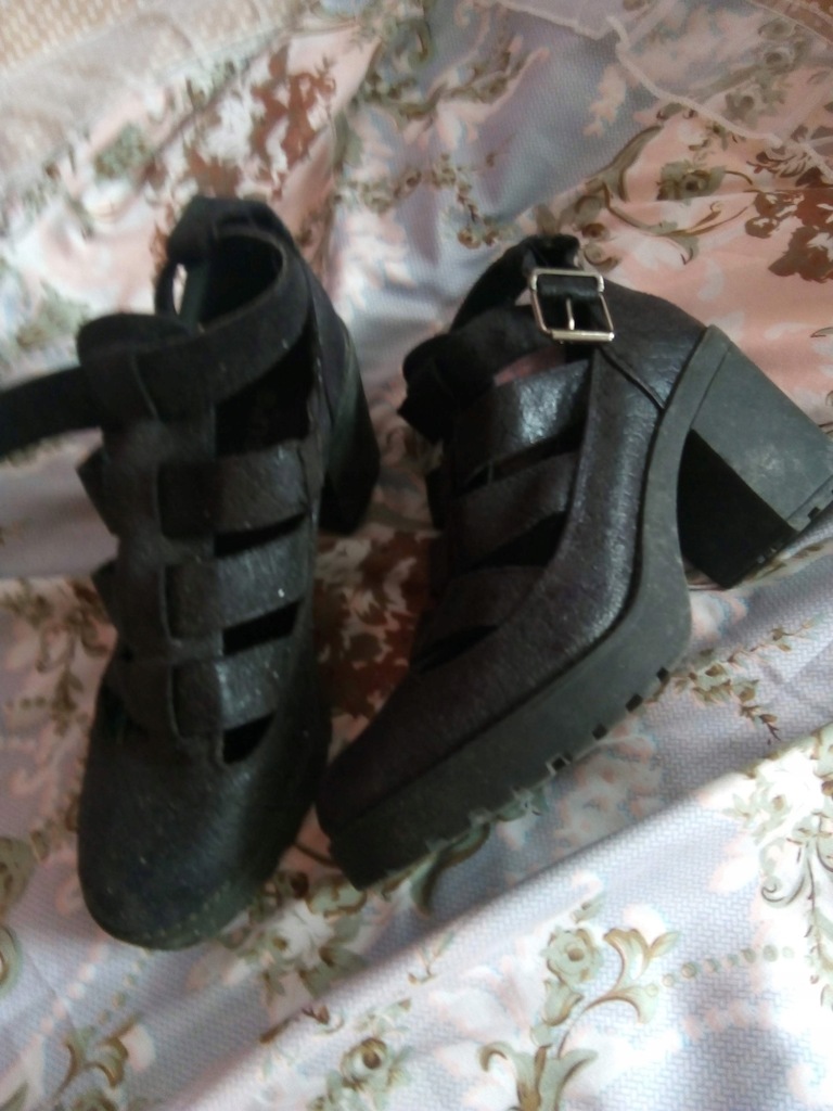 Buty gothic lolita na platformie