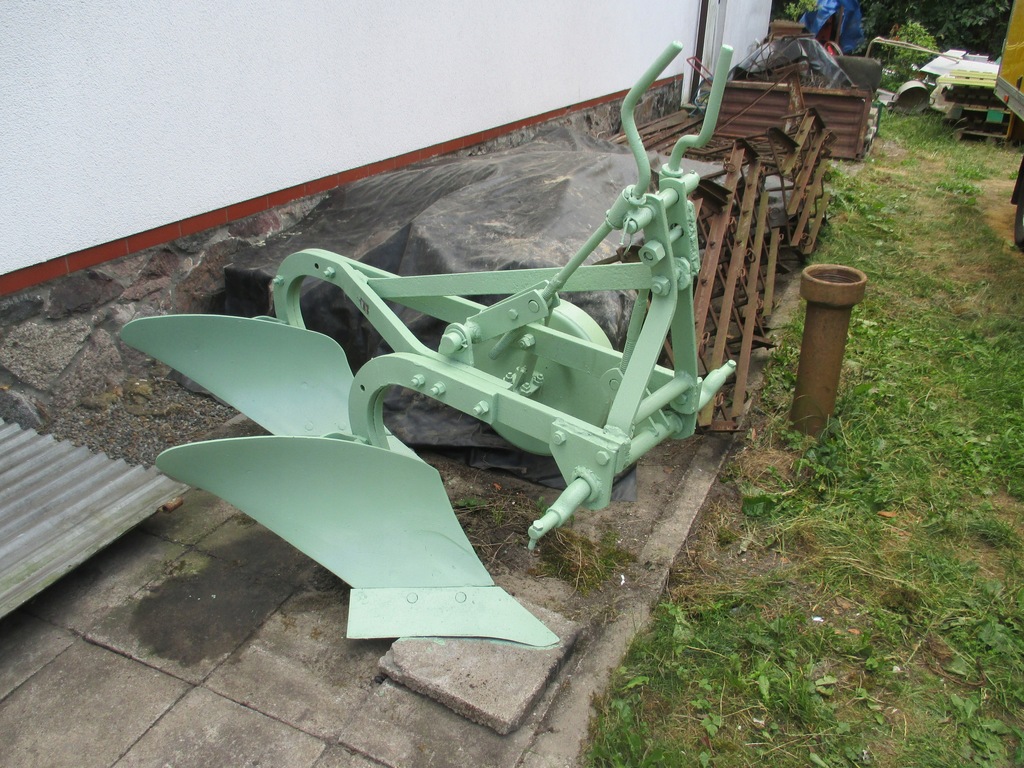PŁUG 2 SKIBOWY UNIA GRUDZIĄDZ 1963 ROK - 7530472554 - oficjalne archiwum  Allegro
