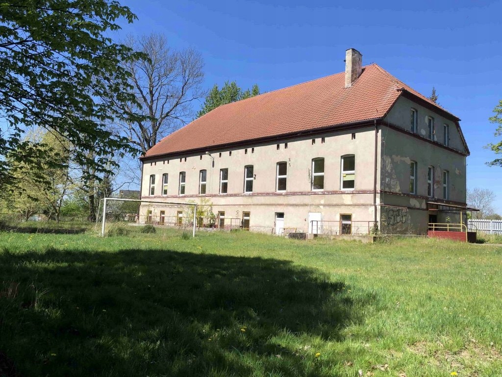 Komercyjne, Górki, Kamień Pomorski (gm.), 6404 m²