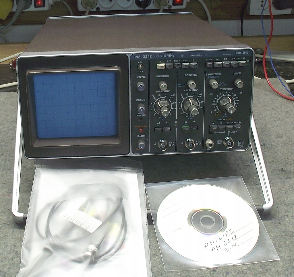 Oscyloskop PHILIPS PM-3212 2 x 25 MHz.