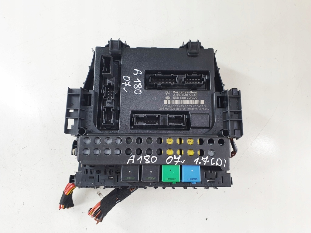 Mercedes A180 W169 II 07r 2.0 CDI skrzynka bezpiecznikow modul