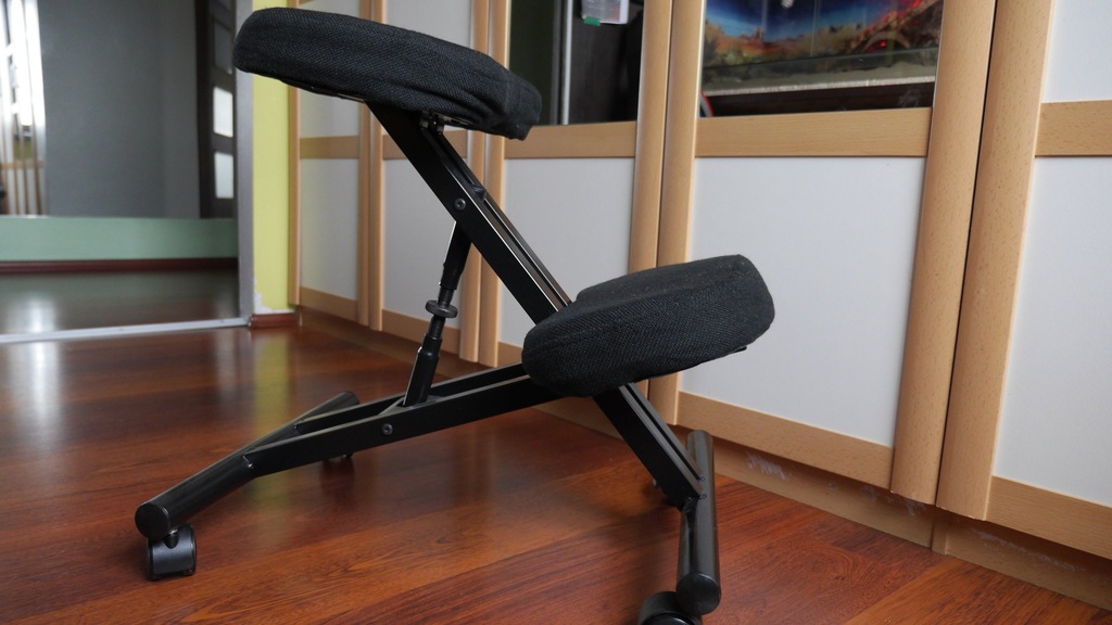 KLĘKOSIAD ERGONOMICZY KLĘCZNIK DO KOMPUTERA