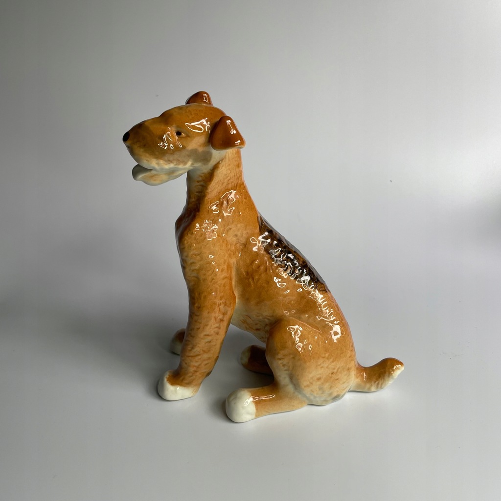 Airedale Terrier figurka porcelanowa psa pies retro vintage Łomonosow