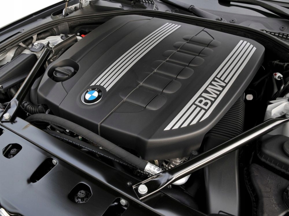 BMW F10 535D F01 SILNIK DIESEL N57D30B 313KM N57