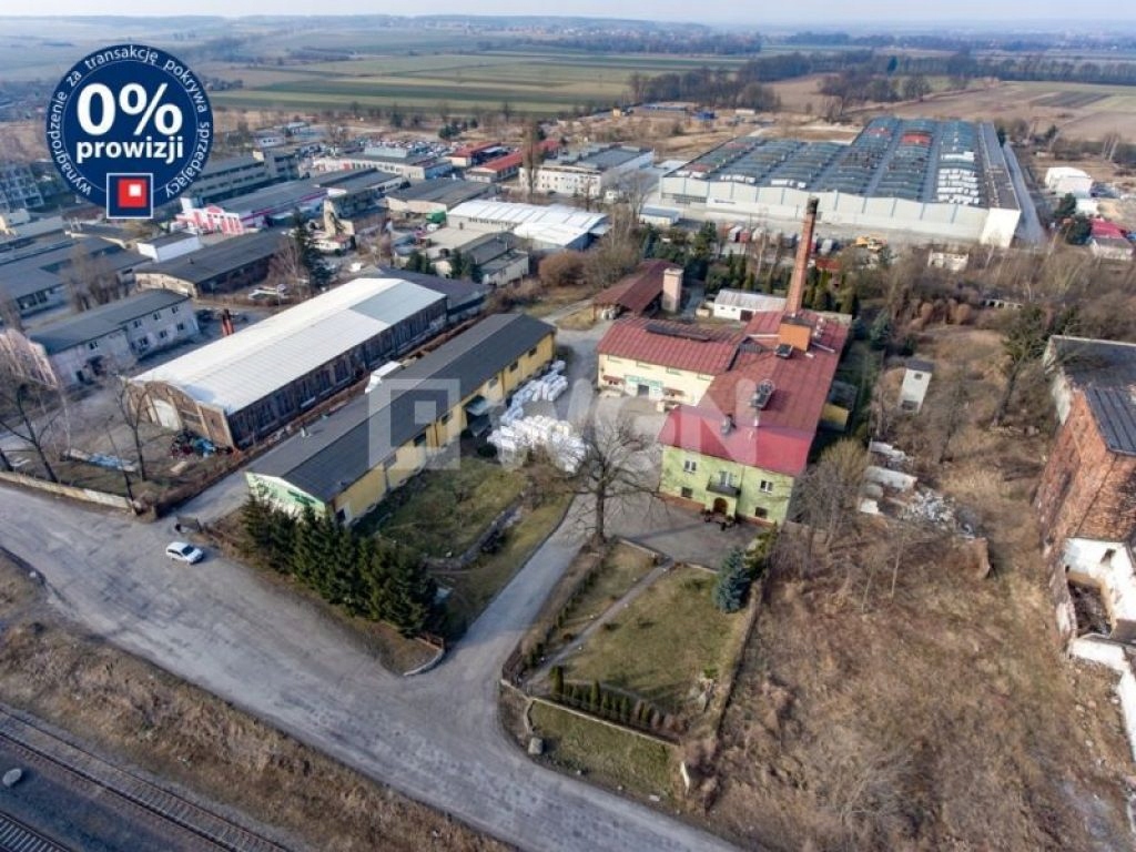 Fabryka, Chojnów, Legnicki (pow.), 2350 m²