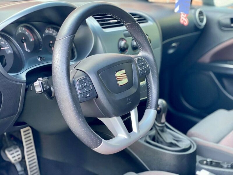 Купить Seat Leon 1.9 TDI Стильанс: отзывы, фото, характеристики в интерне-магазине Aredi.ru