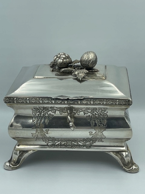 Cukiernica Głogów ,srebro ok.1840 rok