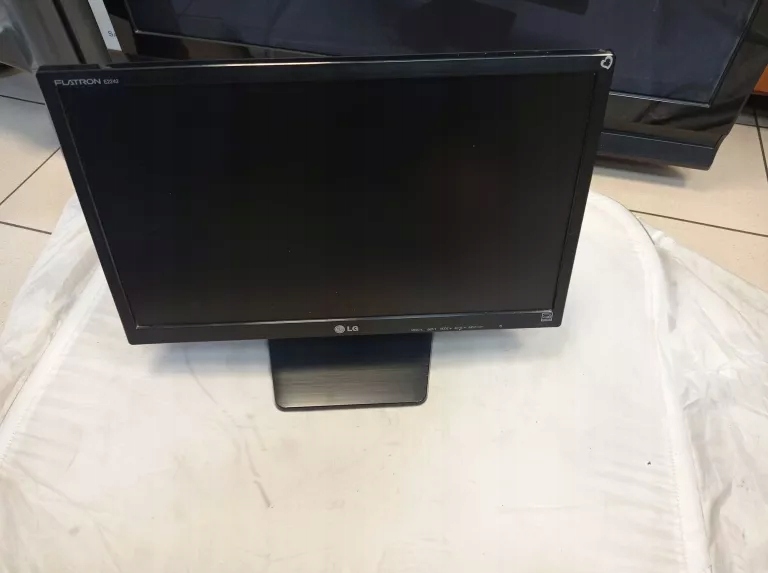 MONITOR LG FLATRON E2242 12273144130 oficjalne archiwum Allegro