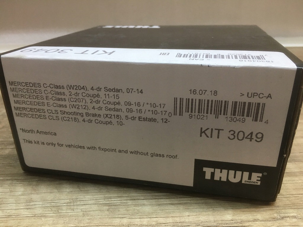 Kit Thule 3049 nowy do Mercedes W204, W212, C207