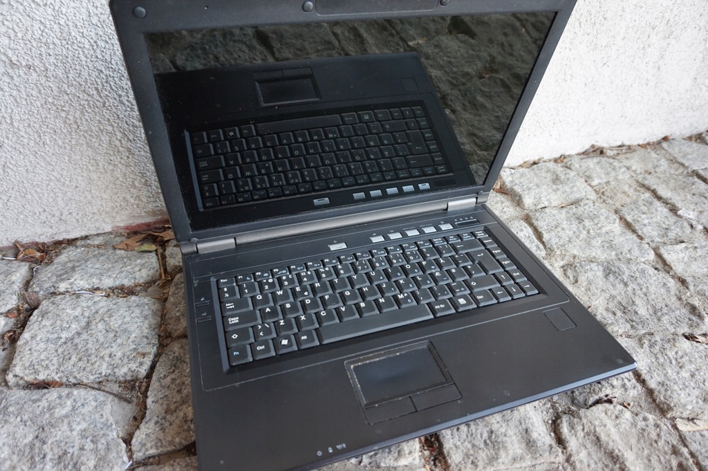 LAPTOP ZEPTO model FL91 15,5"