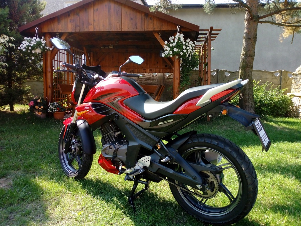 Junak RS 125