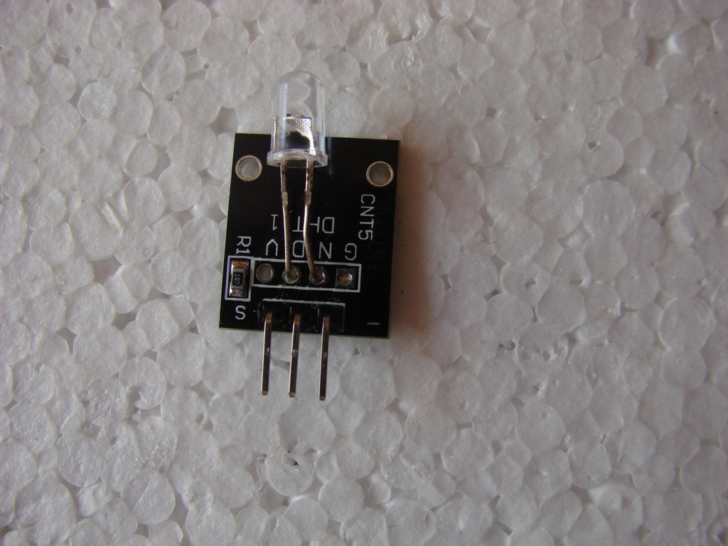 Moduł RGB same zmieniają się kolory do Arduino