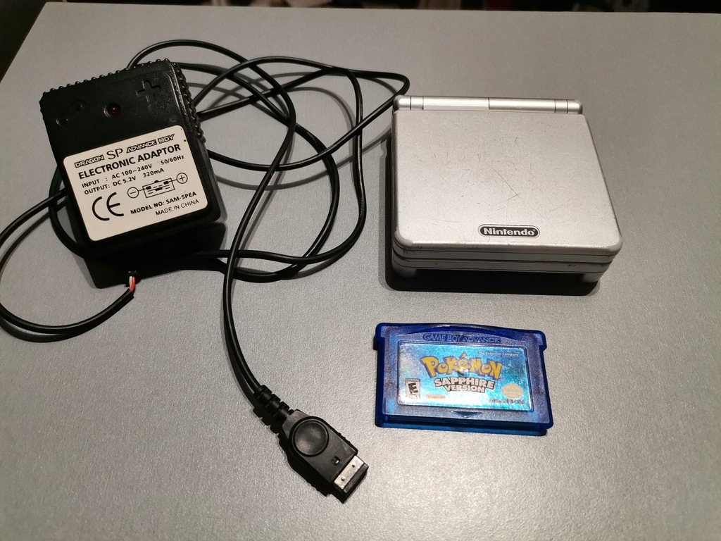 Konsola Nintendo Gameboy Advance SP AGS-001