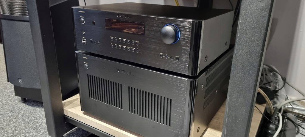 Wzmacniacz Rotel RB-1590 + Przedwzmacniacz referencyjny Rotel RC-1590 MKII