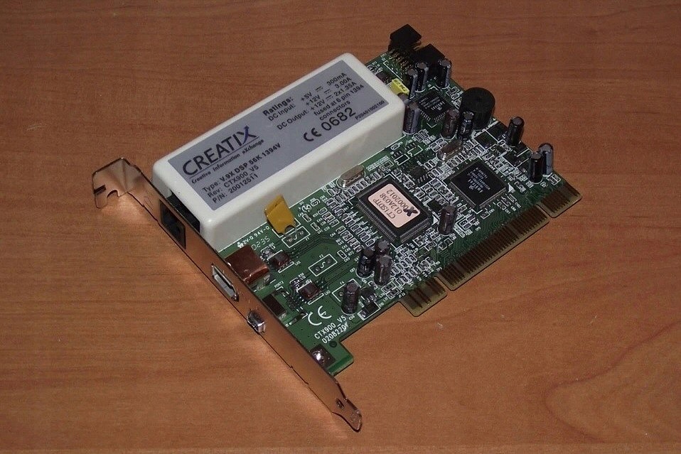 Modem + Firewire Creatix CTX900 V5 56K PCI